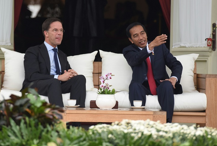 Perdana Menteri Indonesia Mark Rutte saat bersama Presiden Joko Widodo di Bogor.