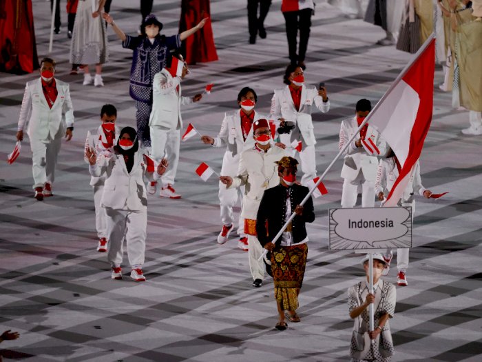 Kontingen Indonesia saat upacara pembukaan Olimpiade Tokyo 2020