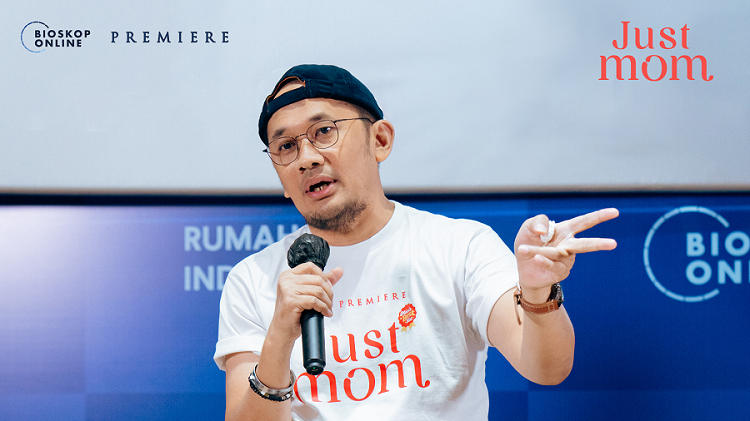 Hanung Bramantyo saat menghadiri acara “Press Conference dan Press Screening Film ‘Just Mom’” di Jakarta. SP/ JKT