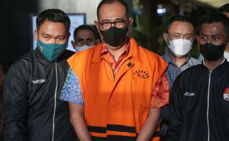 Tersangka gratifikasi, eks-PNS Kementerian Keuangan, Rafael Alun Trisambodo saat menjadi tahanan KPK. SP/ SBY