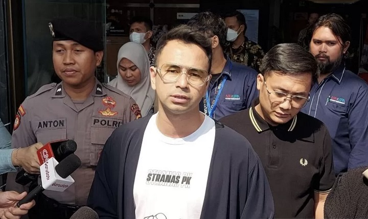 Raffi Ahmad menyambangi Gedung KPK, Selasa (26/9/2023) kemarin. Raffi diundang KPK untuk pemberantasan korupsi karena punya 70 juta followers.