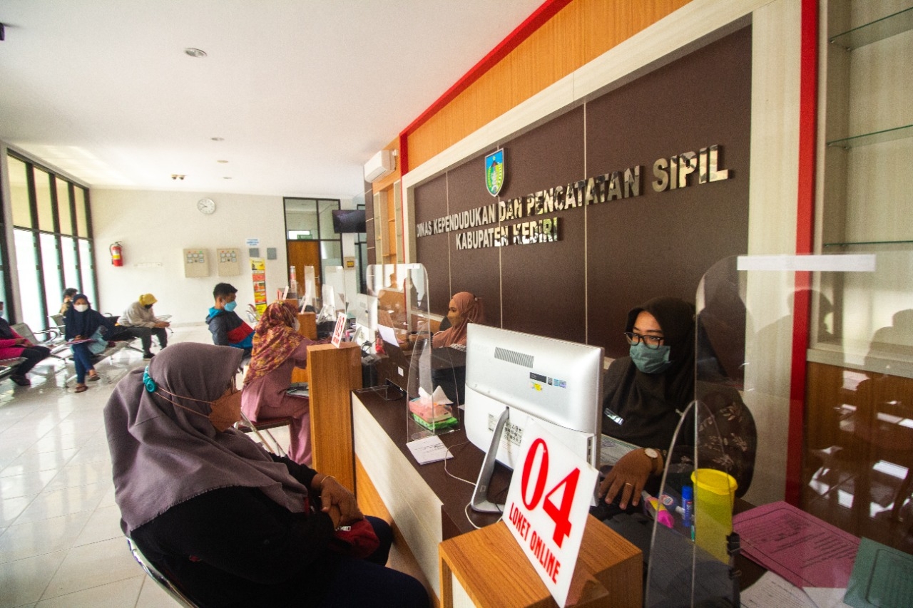 Pelayanan Dispendukcapil Kabupaten Kediri