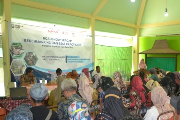 Kegiatan Roadshow SERGAP di Balai Desa Betak, Kecamatan Kalidawir, Kabupaten Tulungagung, Rabu (10/5/2023). Foto: Diskop-UKM Jatim.