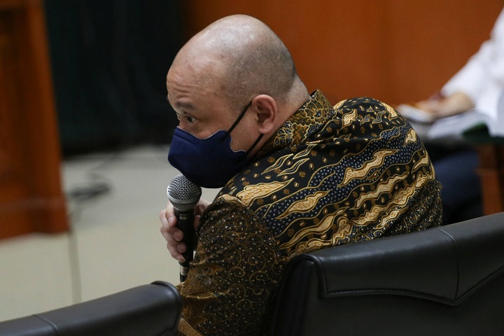 Irjen Teddy Minahasa saat bersaksi untuk terdakwa Linda Pujiastuti dan Doddy Prawiranegara dalam sidang lanjutan kasus narkoba di PN Jakbar, Rabu (1/3/2023).