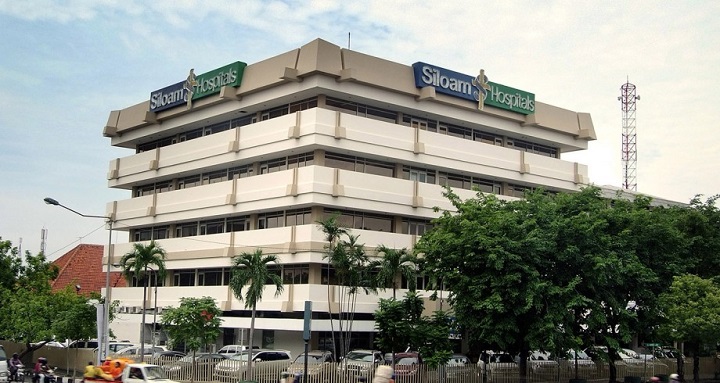 Rumah Sakit Siloam Hospitals Surabaya.