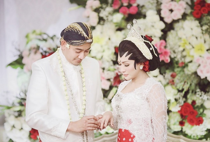 Tata Janeeta pasca-dipersunting Raden Brotoseno