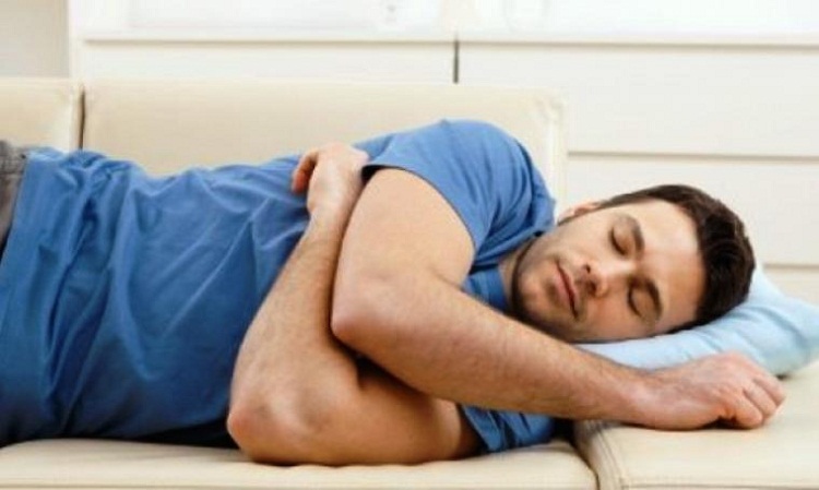 Posisi tidur miring ke kiri yang baik bagi kesehatan. SP/ SBY