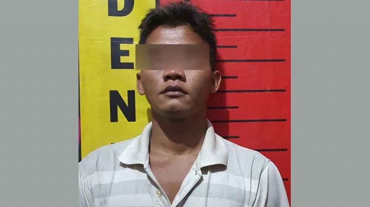 Ainul Qhurri (19) pelaku perampasan motor dengan modus berpura-pura berantem yang diamankan polisi.