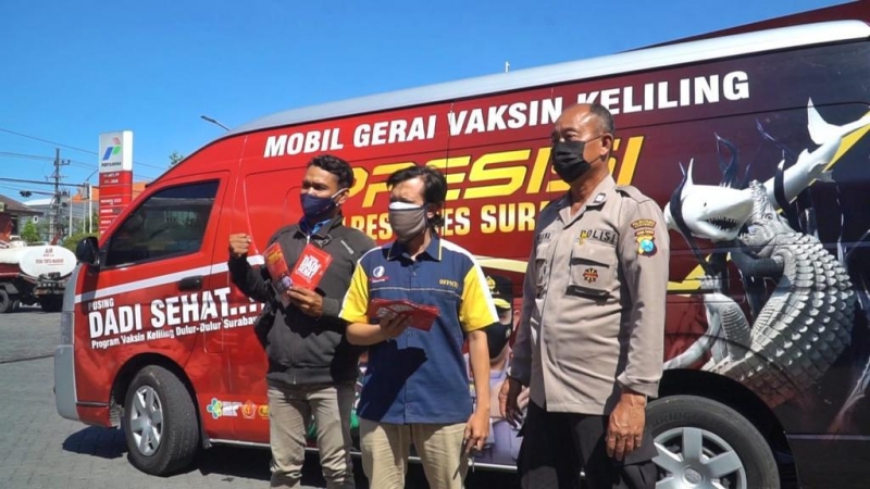 Mobil vaksinasi keliling Polrestabes Surabaya. (Foto : Polrestabes Surabaya untuk SP)

