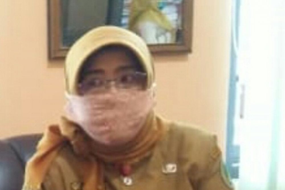 Plt. Kepala Bidang Pendidikan Dasar, Dra. Endang Nurmiyati, M.M.SP/dir