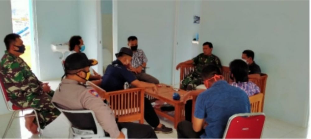 Pemulangan nelayan andon sesuai dengan kesepakatan bersama terkait pencegahan penyebaran covid -19 di kawasan Pelabuhan Perikanan Popoh pada tanggal 27 April 2020.SP/ist