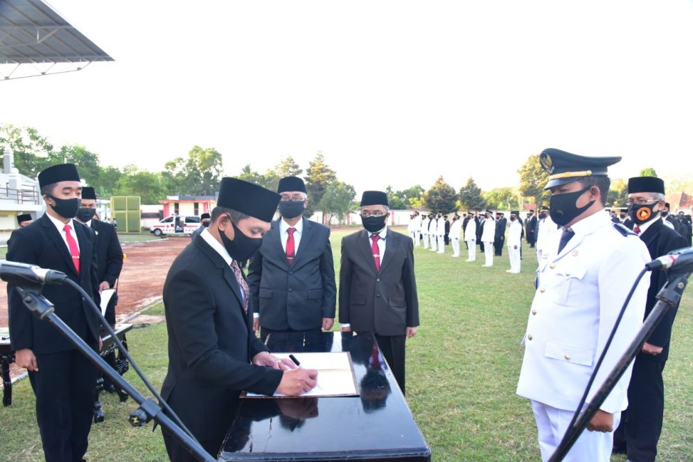 Para pejabat yang di Lantik Bupati Lumajang.SP/Lim