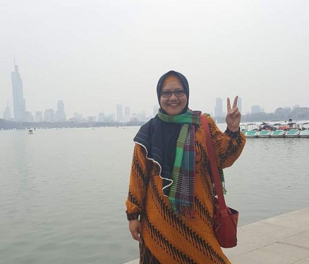 Bu Min di Nanjing Jiangsu, Tiongkok saat MoU dengan perusahaan otomotif dan sekolah vokasional.FOTO: SP/M.AIDID