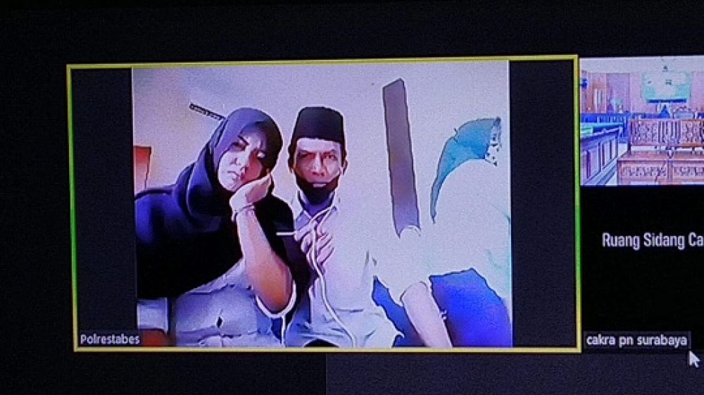 Persidangan Muhammad Nova dan Rani Nur Ramadhianti alias Ratu, pasangan suami istri (pasutri) yang terdakwa kasus narkotika. SP/Budi Mulyono.