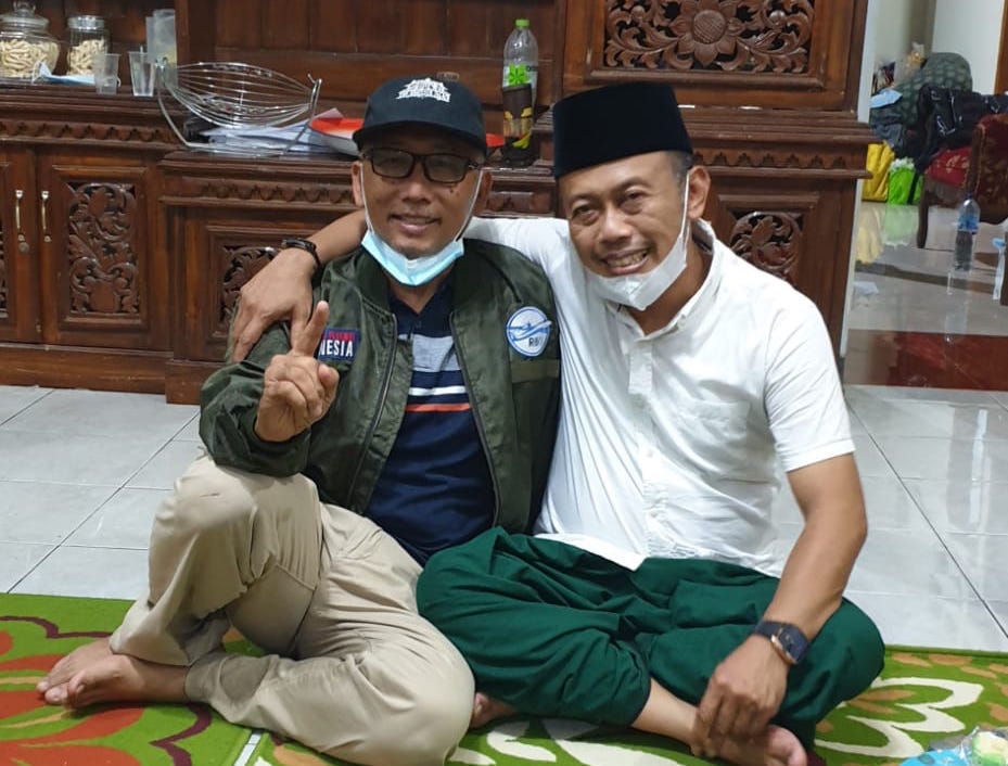 Foto : Suli Daim dan cabup  Sugiri Sancoko (kanan).SP/RKO