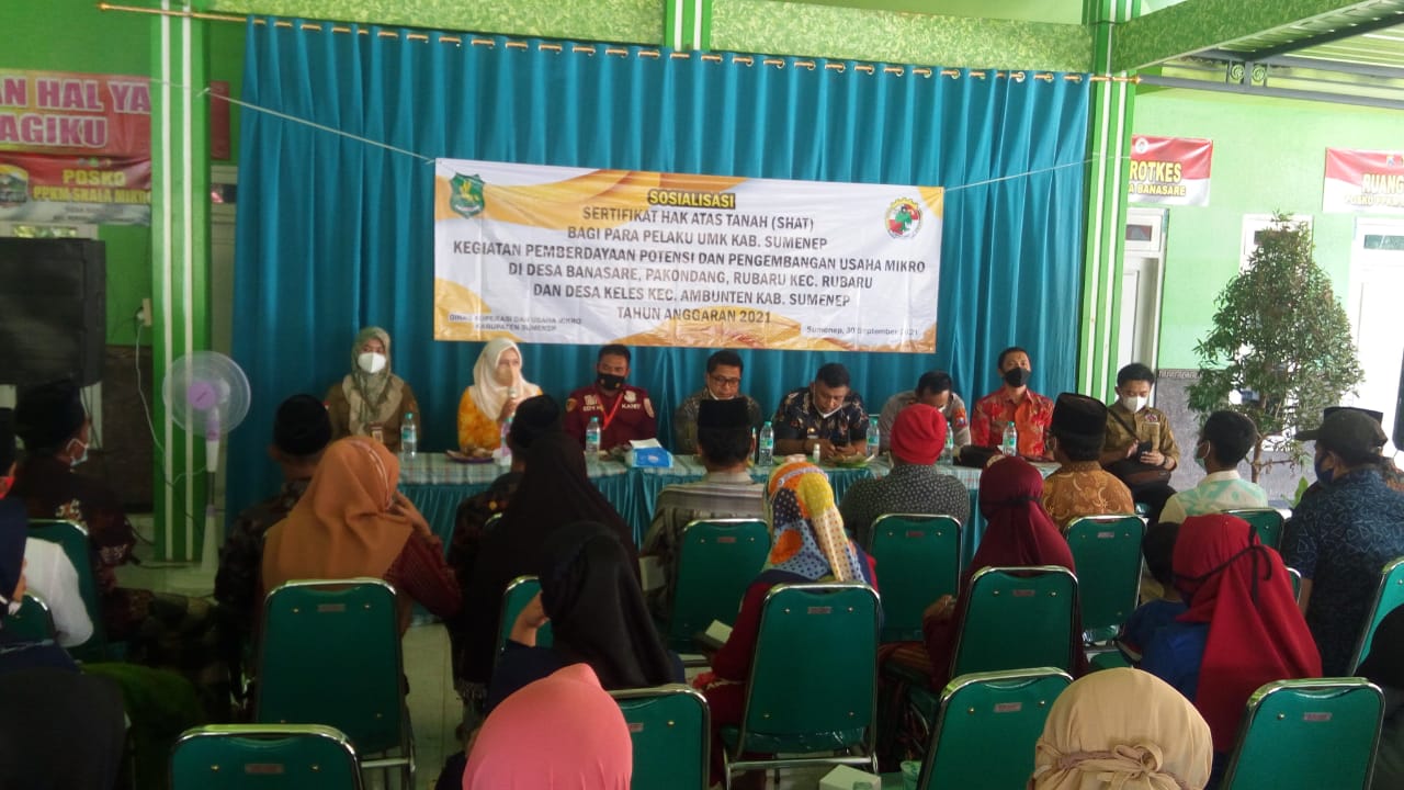 Sosialisasi SHAT  bagi pelaku UKM Tahun Anggaran 2021 di Balai Desa Banasare, Kecamatan Rubaru, Kabupaten Sumenep, Kamis (30/09/2021). SP/AR