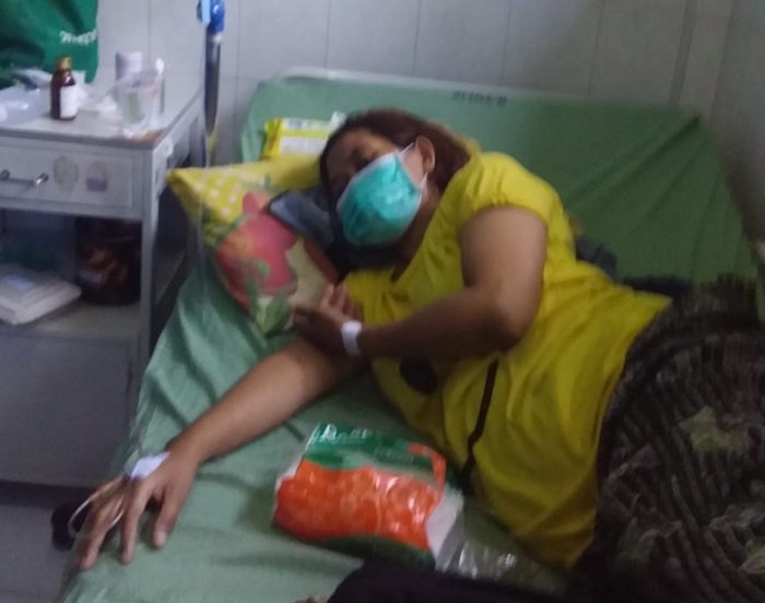 Suriyani (39) saat terbaring lemah di RSUD. Moh. Anwar Kab. Sumenep (SP/Ainur Rahman)