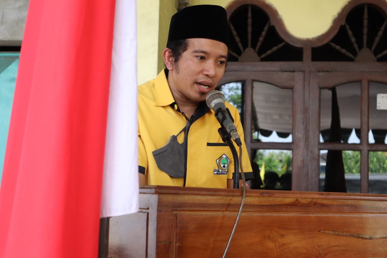  Adam Rusydi - Anggota Komisi E DPRD Jatim