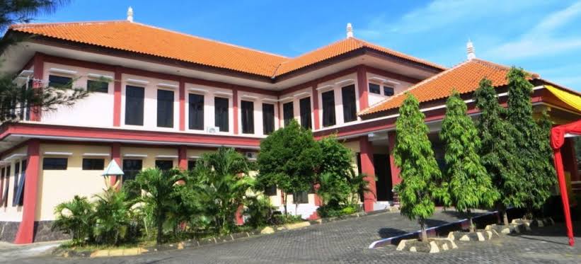 Kantor Dinas Pendidikan Kota Pasuruan.