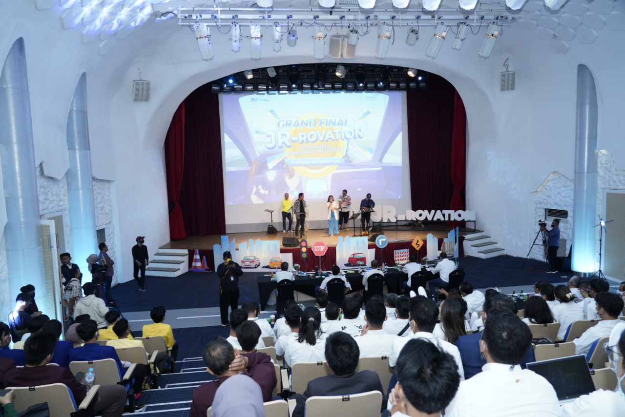 Jasa Raharja sukses menggelar final Road Safety Innovation (JR-Rovation) di The Ice Palace Jakarta, pada Kamis (1/12/2022). 