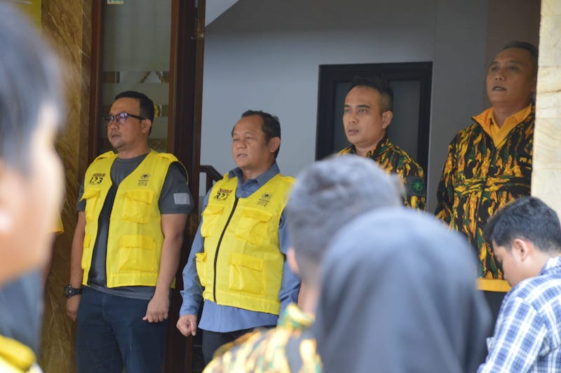 Jajaran pengurus DPD Partai Golkar saat  menghadiri kegaitan pelatihan relawan bencana yang digelar AMPG Jatim, Sabtu (18/3/2023).