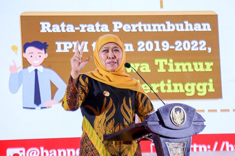 Gubernur Jawa Timur Khofifah Indar Parawansa, menyampaikan sembilan prioritas pembangunan untuk tahun 2024. SP/ Devan