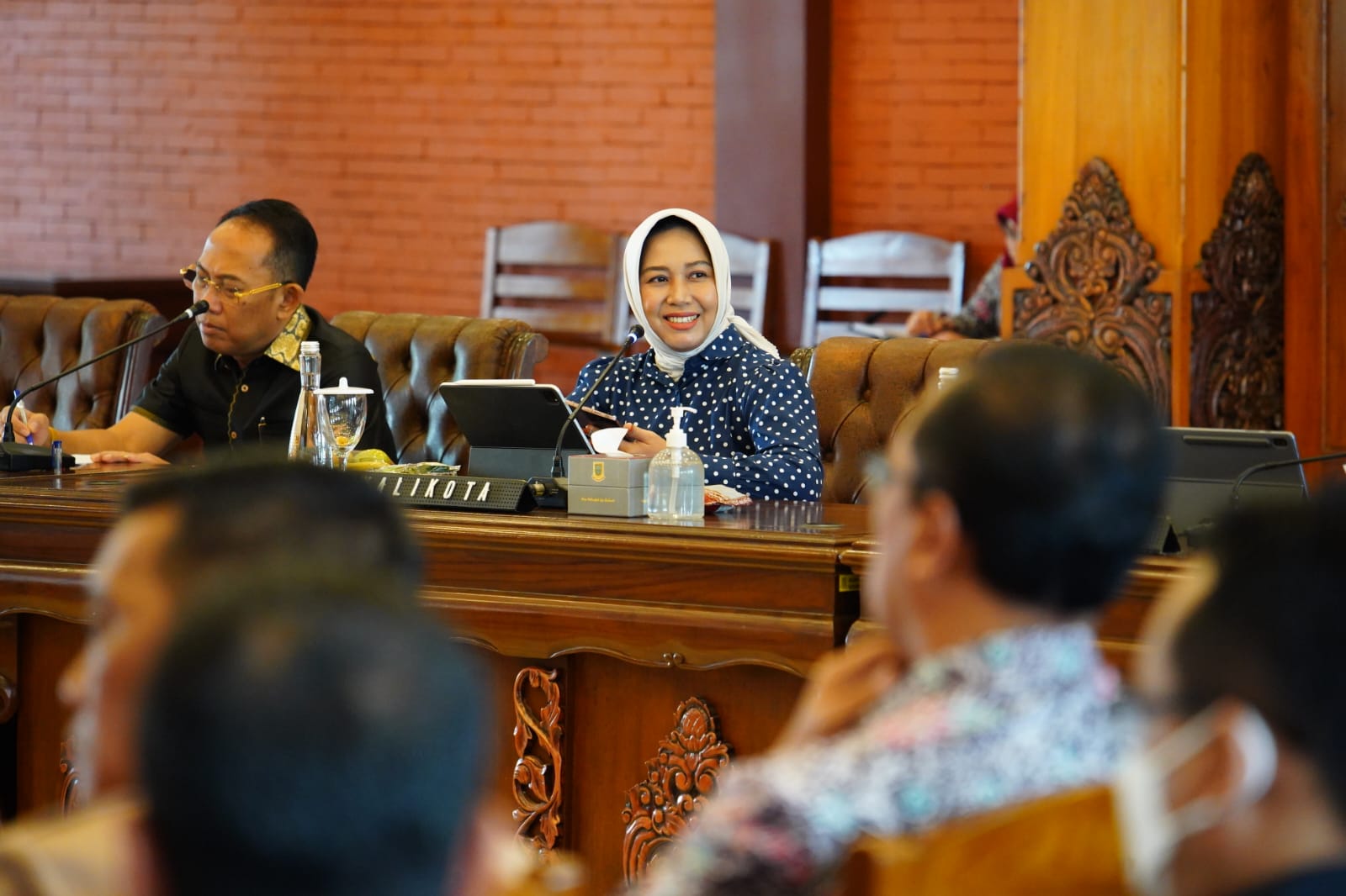 Wali Kota Mojokerto Ika Puspitasari. saat mengawal Asistensi RB dan SAKIP serta Asistensi Revisi Pohon Kinerja RPD Kota Mojokerto
