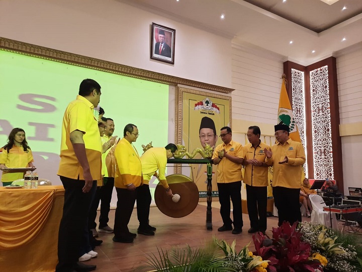 Pembukaan Rakerda Partai Golkar Jawa Timur di Surabaya, Sabtu (17/6/2023). SP/Riko Abdiono