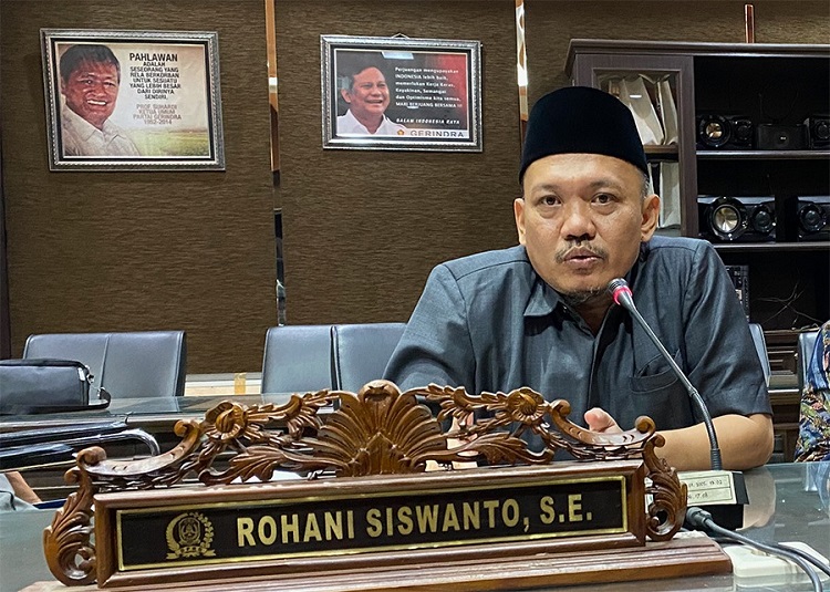 Wakil Ketua Komisi A (Bidang Pemerintahan), Rohani Siswanto.