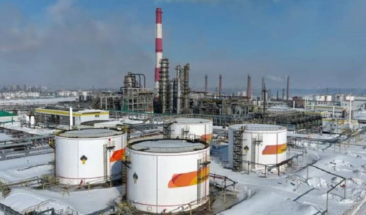 Harga Minyak Mentah Naik Hingga 30 persen.