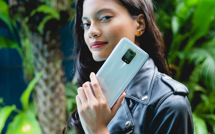 Smartfren umumkan bundling kartu perdana terbaik untuk Xiaomi Redmi terbaru, melalui smartphone Xiaomi Redmi 9C dan Xiaomi Redmi Note 9/9 Pro. SP/ Julian