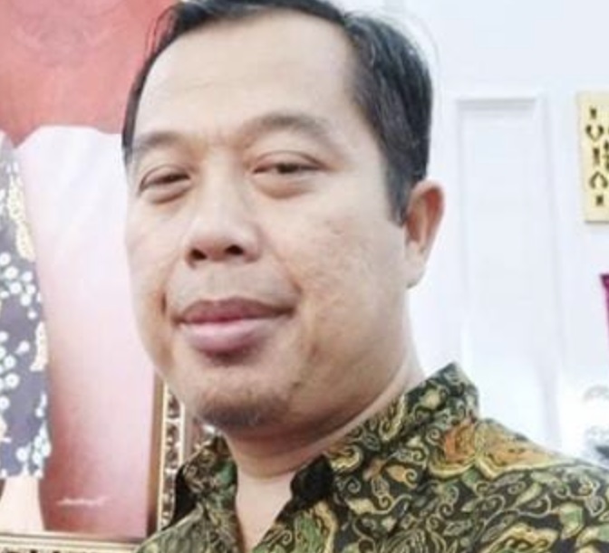 Pakar Politik Universitas Negeri Surabaya, Agus Machfud Fauzi