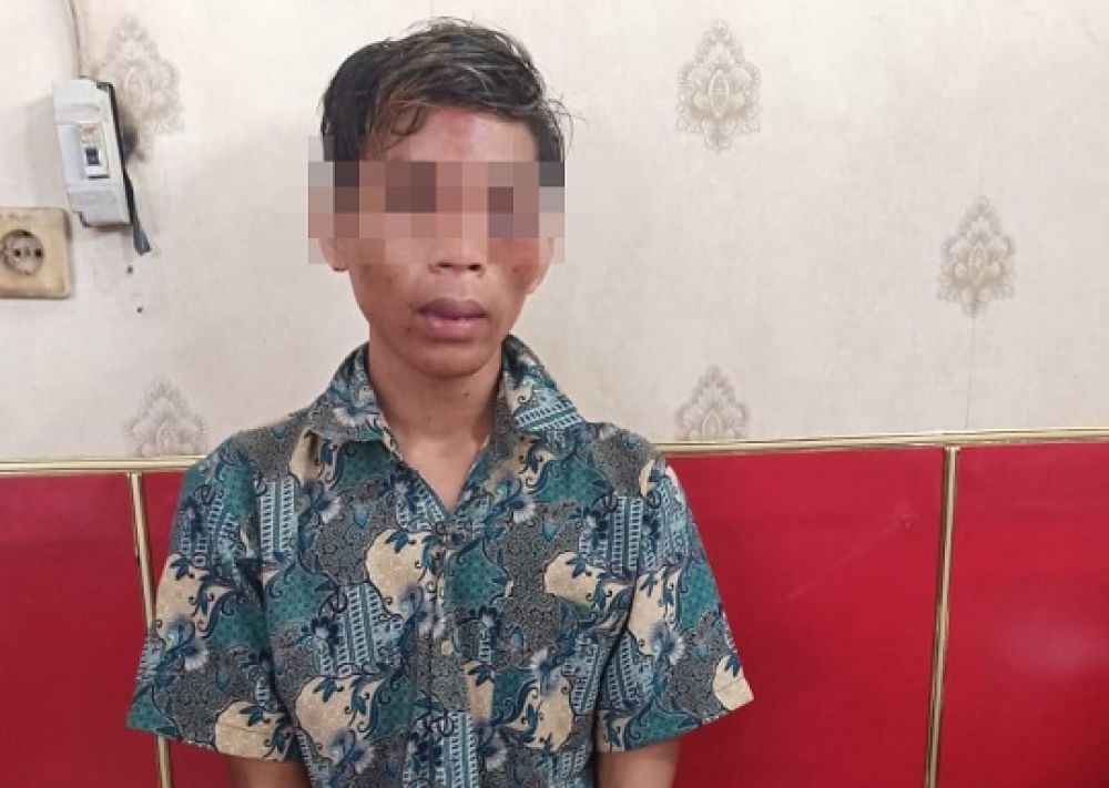 MKN, ramaja asal Sampang yang diamankan usai menjambret HP di Konter HP.  SP/Tyan