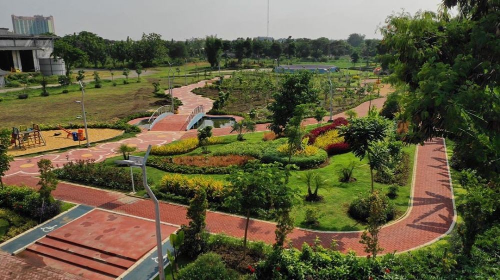 Taman Harmoni Surabaya yang terletak di Keputih, menjadi salah satu taman yang cukup diminati sejak dibuka kembali selama pandemi Covid-19. SP/HUMAS PEMKOT SURABAYA