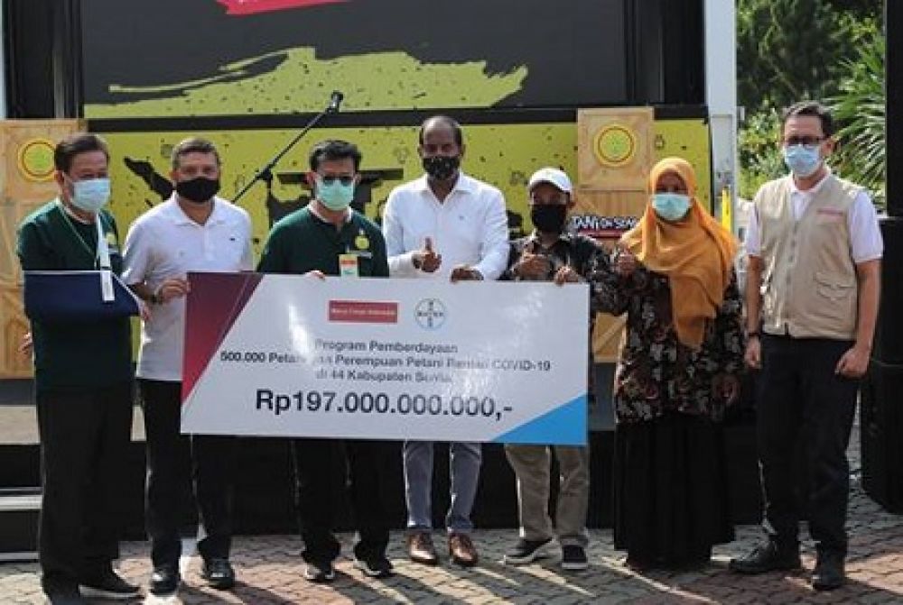 Bayer Luncurkan Program Better Life Farming bagi para petani yang terdampak Covid-19. SP