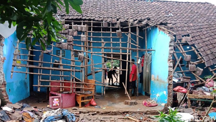 Banjir rusak sejumlah rumah warga SP/DECOM