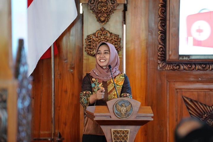 Wali kota, dan pengurus PMI serta relawan usai pembukaan pelatihan