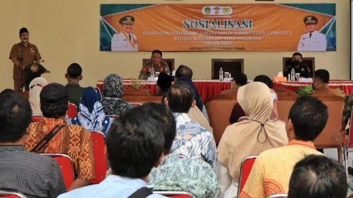 Gus Ipul saat sosialisasi pemberantasan rokok ilegal yang dilakukan Pemkot Pasuruan