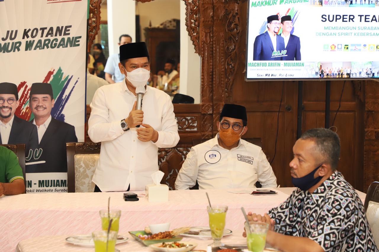 Anggota Komisi III DPR-RI Adies Kadir saat memberikan instruksi kepada fraksi dan anggota DPRD kabupaten/kota larangan ke luar kota dua minggu sebelum pencoblosan. SP/Alqomar