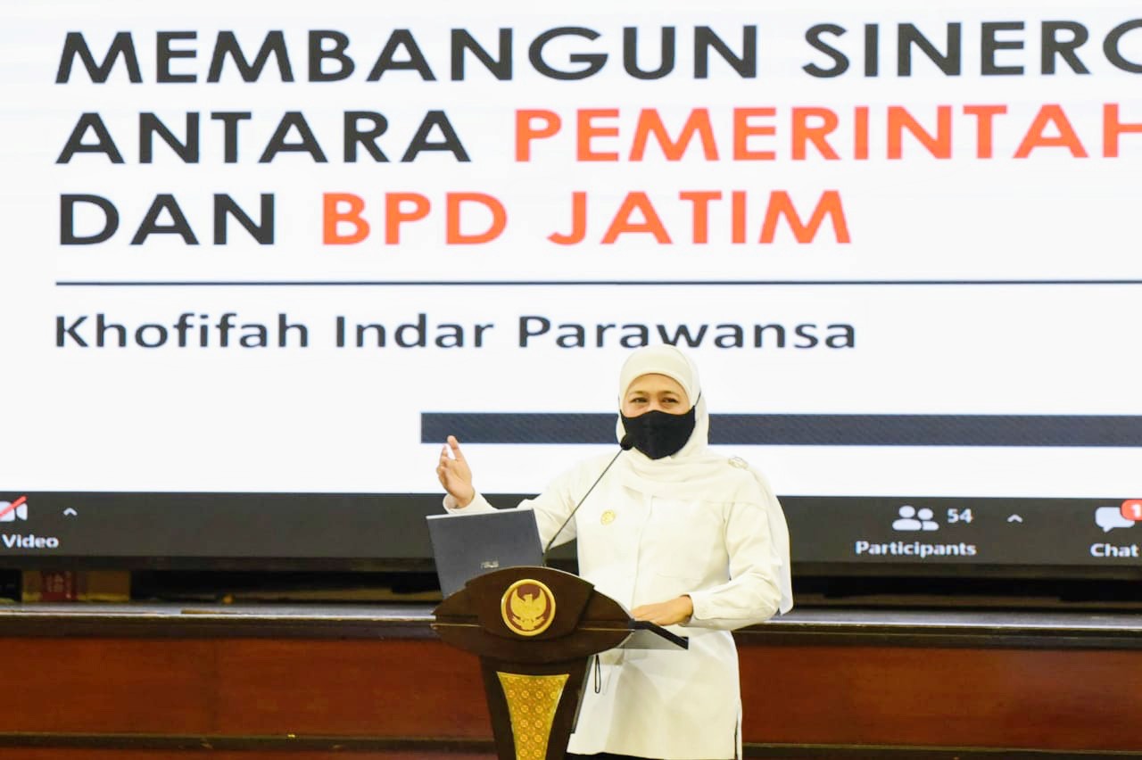 Gubernur Pemerintah Provinsi Jawa Timur mendorong Bank Jatim untuk prioritaskan penyaluran dana PEN untuk  UMKM dan IKM, Kamis (11/03/2021). . SP/ MOCHAMMAD KASYFI FAHMI