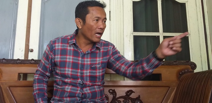 Mohammad Siddik, SH, MH, pelapor tanah tak jelas, di perumahan Bumi Sumekar Kab. Sumenep. SP/Ainur Rahman