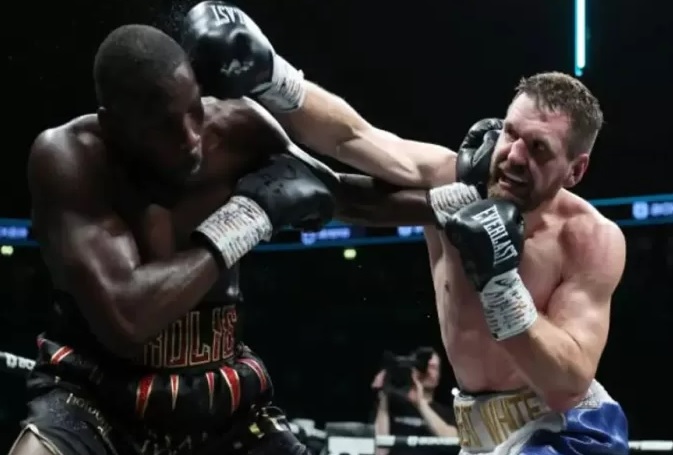 David Light (Kanan). Foto: The Sun.