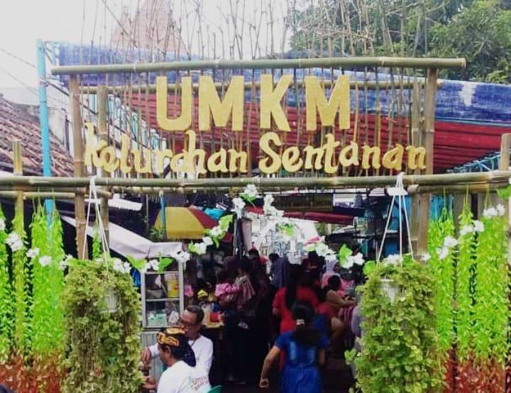 Suasana kampung jajanan di Kelurahan Sentanan Kota Mojokerto