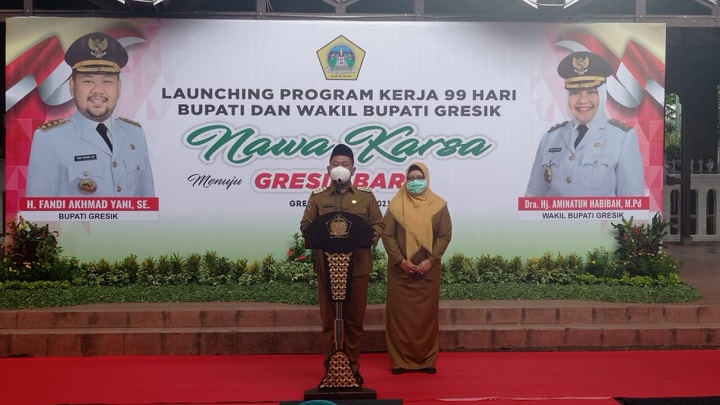 Pasangan Bupati Fandi Akhmad Yani dan Wabup Aminatun Habibah saat menyampaikan Program Kerja 99 Hari. SP/M.AIDID