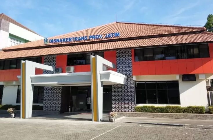 Kantor Disnakertrans Jatim. Foto: Disnakertrans Jatim.