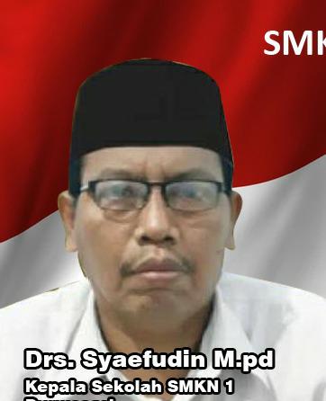 Kepala sekolah SMKN 1 Purwosari drs Syaefudin