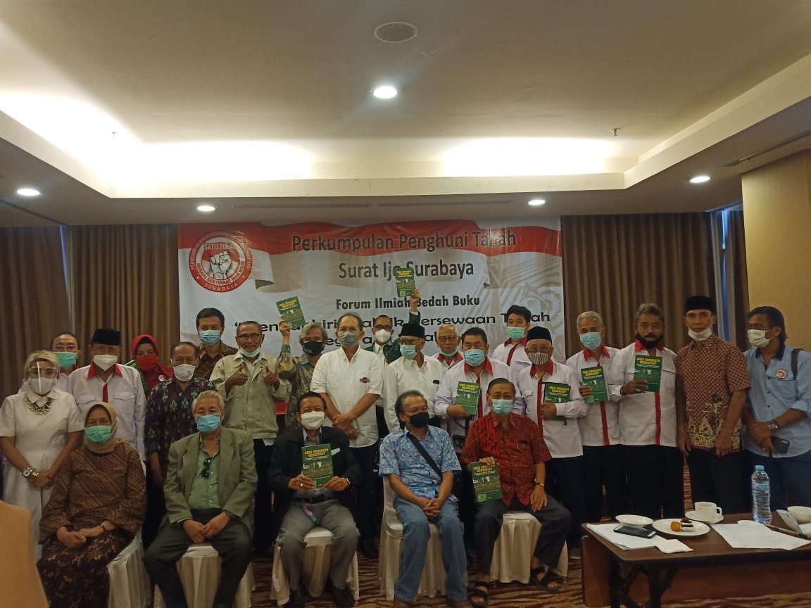 Bedah buku berjudul "Arek Suroboyo Menggugat, Mengakhiri Praktik Persewaan Tanah Negara di Surabaya" yang diinisiasi oleh P2TSIS. .SP/ALQOMARUDDIN.
