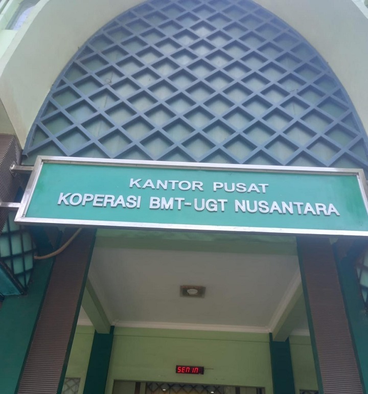 Kantor KSPPS BMT-UGT Nusantara di Jl. Sidogiri Barat