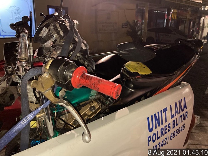 Motor yang terlibat kecelakaan diamankan polisi guna kepentingan penyelidikan. SP/Hadi Lestariono