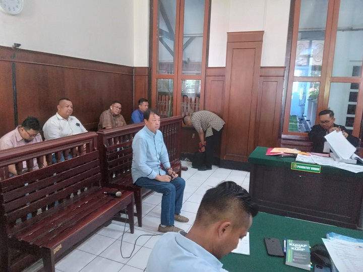 Sidang lanjutan perkara dugaan pemalsuan surat di Pengadilan Negeri (PN) Surabaya. SP/Budi Mulyono